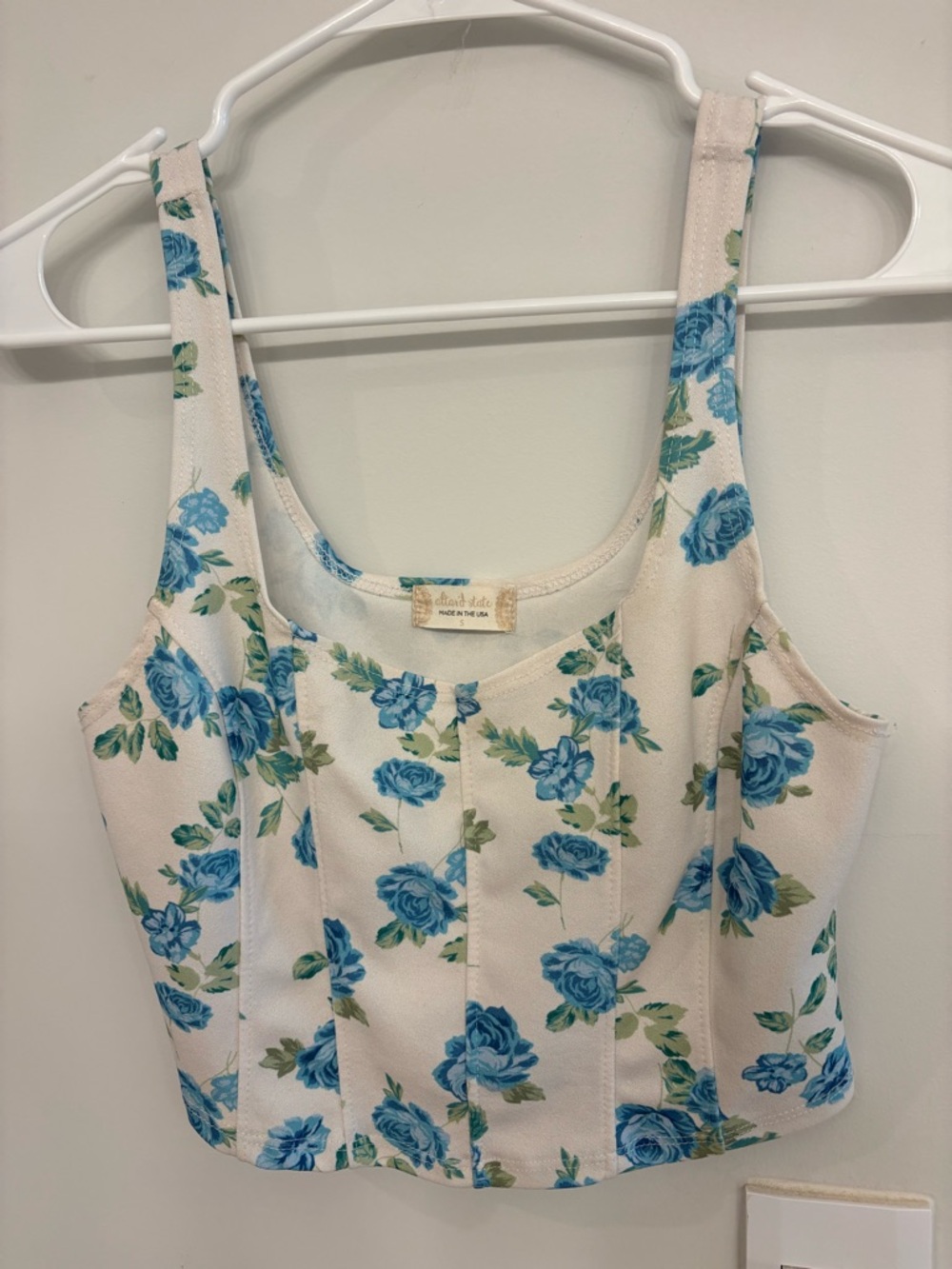 Altar’d State blue flower crop top
